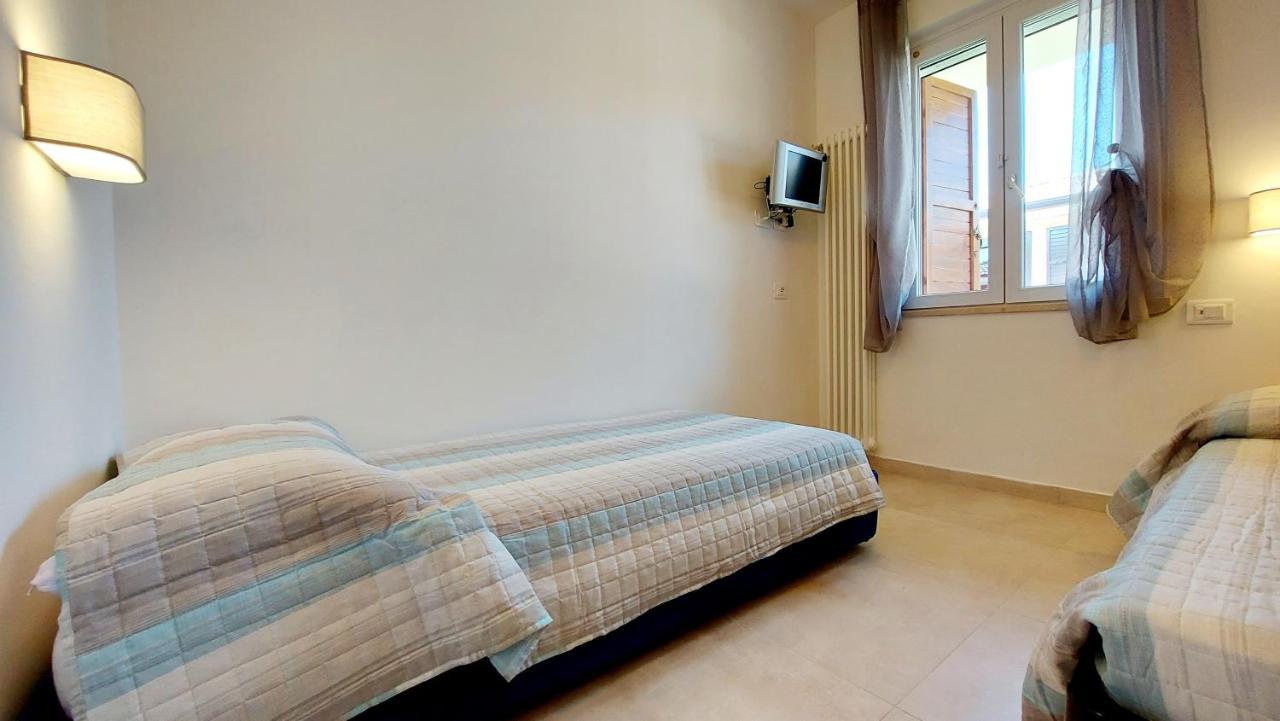 Narcisa View Lake&Pool Apartment Bardolino Exterior photo