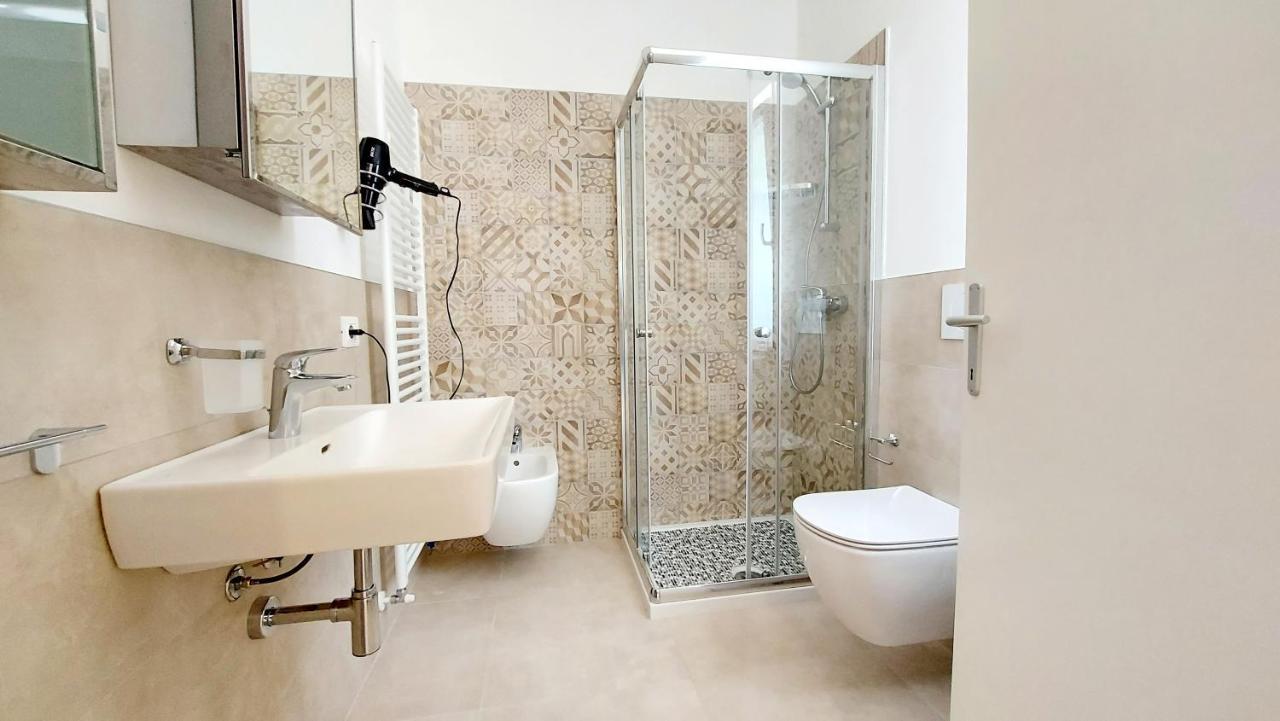 Narcisa View Lake&Pool Apartment Bardolino Exterior photo